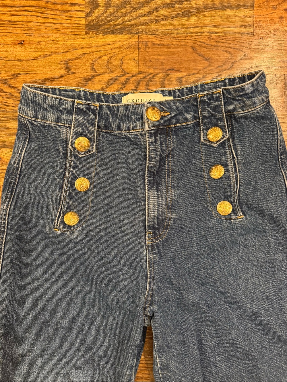 Exquise High-Rise Wide-Leg Sailor Denim Jeans with Gold Button Detail - Picture 4 of 6